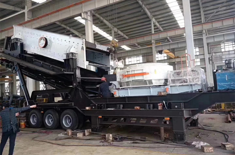 移動(dòng)石頭打沙機(jī)，車(chē)間半成品圖